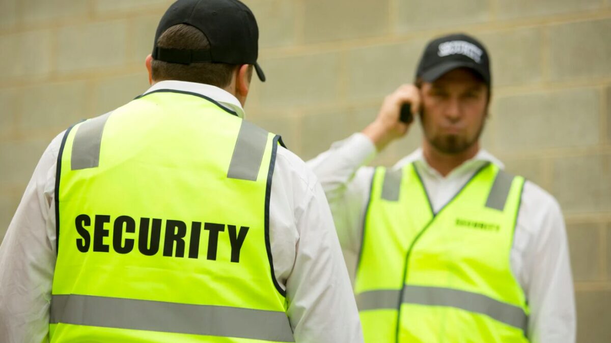 Karriere in der Security-Branche: Voraussetzungen, Aufstiegsmöglichkeiten und Gehalt
