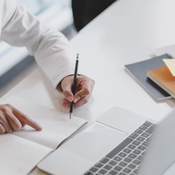 Als Selbstständiger ohne MwSt einkaufen – So funktioniert’s richtig!