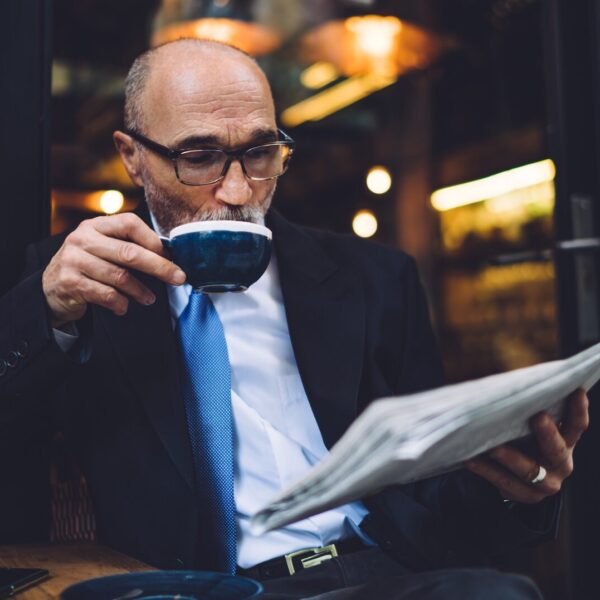 Gemütlicher Samstagabend mit lustigen Bildern und Sprüchen