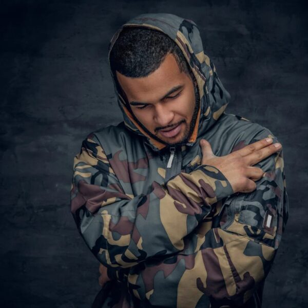 Travis Scott Vermögen explodiert mit Musik, Marken und Mega-Deals